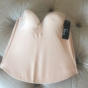 NWT Felina Essentials Seamless Bustier - 34A